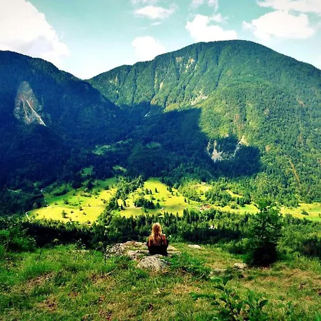 Spacious Perfect For Families In The Julian Alps, Slovenia בית נופש